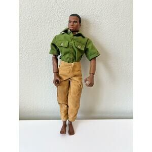 GI Joe Action Military Figure Ethnic Man 11 inch w/ Outfit Hasbro 1998
